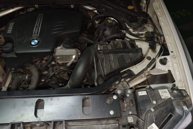 Used BMW X4 2016 xDrive20i M Sport Edition Engine Bay Left