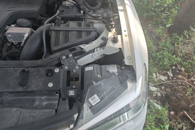 Used BMW X4 2016 xDrive20i M Sport Edition Engine Bay Left