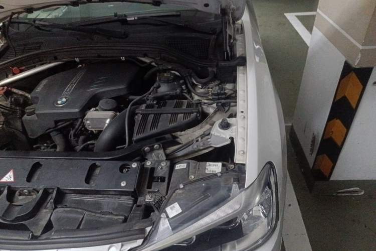 Used BMW X4 2016 xDrive20i M Sport Edition Engine Bay Left