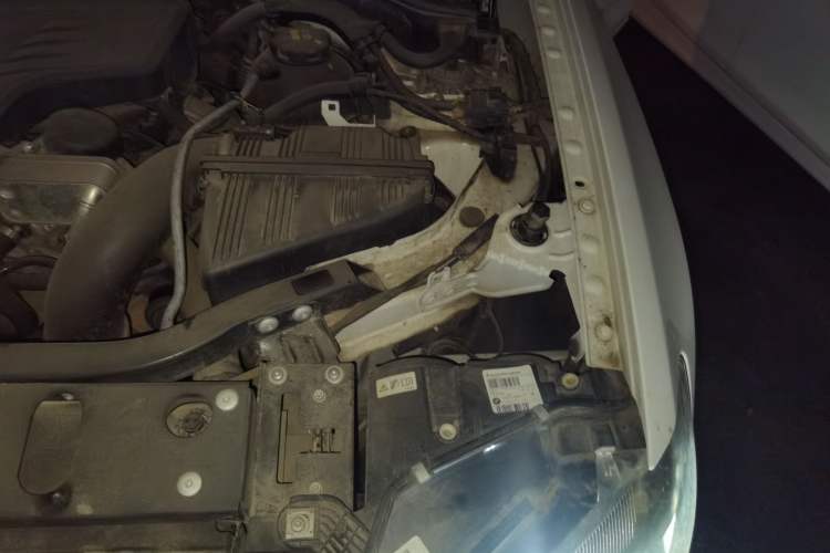 Used BMW X4 2016 xDrive20i M Sport Edition Engine Bay Left