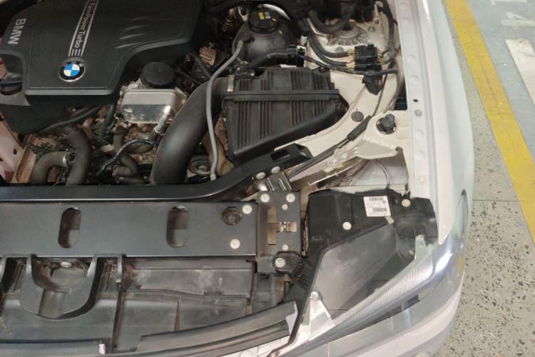 Used BMW X4 2016 xDrive20i M Sport Edition Engine Bay Left