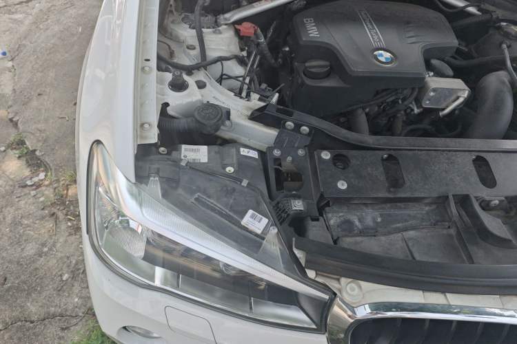 Used BMW X4 2016 xDrive20i M Sport Edition Engine Bay Right