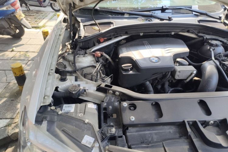 Used BMW X4 2016 xDrive20i M Sport Edition Engine Bay Right