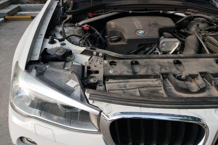 Used BMW X4 2016 xDrive20i M Sport Edition Engine Bay Right