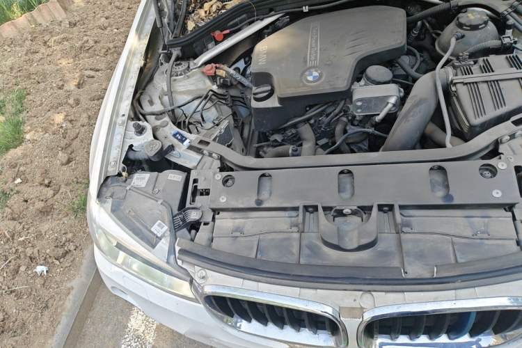Used BMW X4 2016 xDrive20i M Sport Edition Engine Bay Right