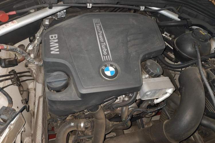 Used BMW X4 2016 xDrive20i M Sport Edition Engine Bay Right