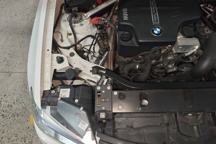 Used BMW X4 2016 xDrive20i M Sport Edition Engine Bay Right
