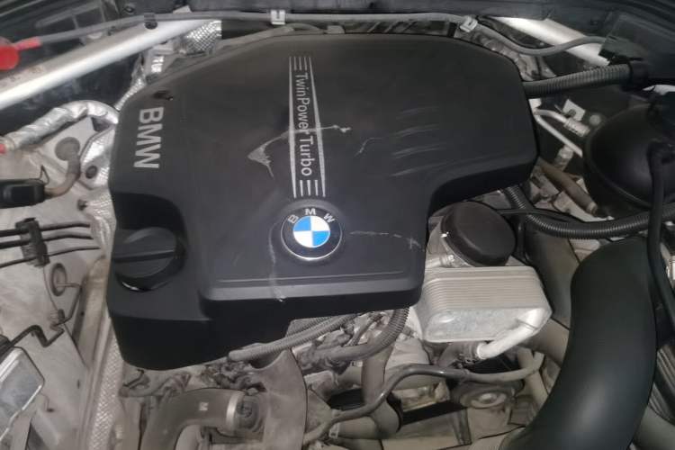 Used BMW X4 2016 xDrive20i M Sport Edition Engine Bay