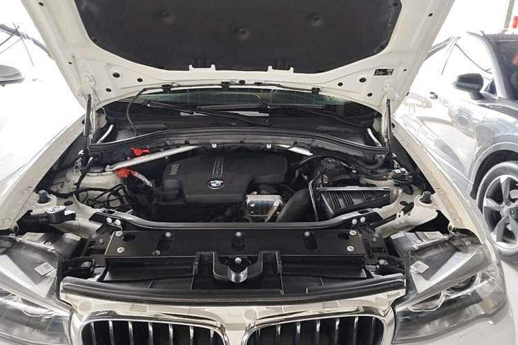 Used BMW X4 2016 xDrive20i M Sport Edition Engine Bay