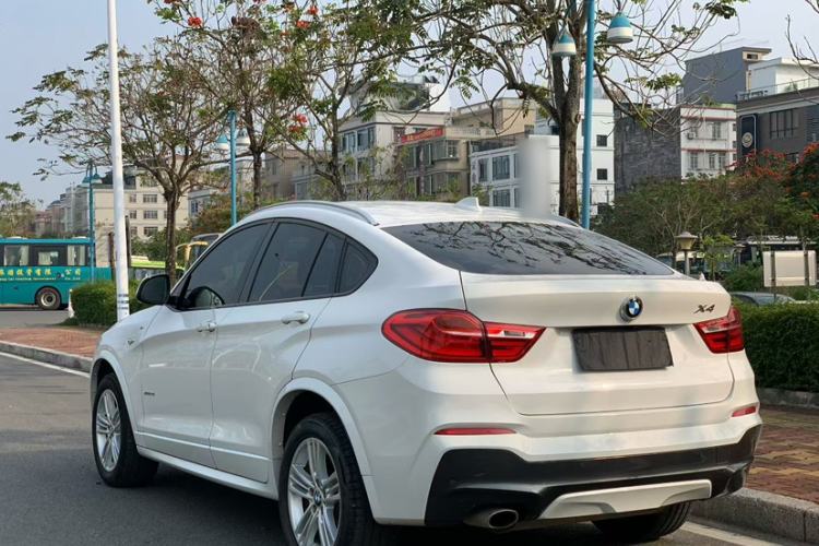 Used BMW X4 2016 xDrive20i M Sport Edition Exterior 3