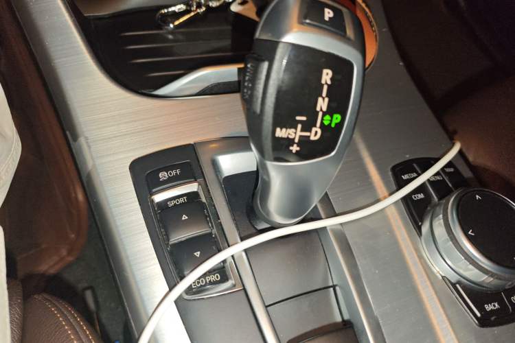 Used BMW X4 2016 xDrive20i M Sport Edition Gear Lever