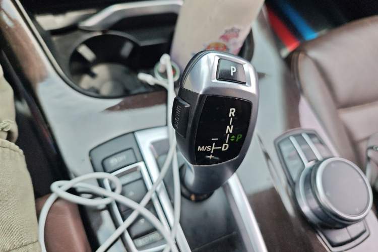 Used BMW X4  Gear Lever