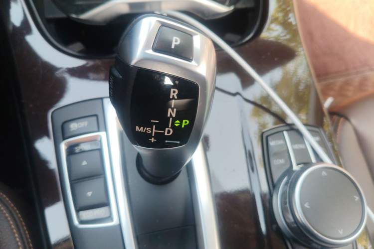 Used BMW X4 2016 xDrive20i M Sport Edition Gear Lever