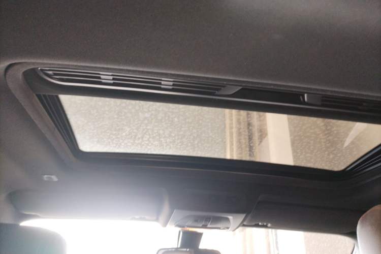 Used BMW X4 2016 xDrive20i M Sport Edition Headliner