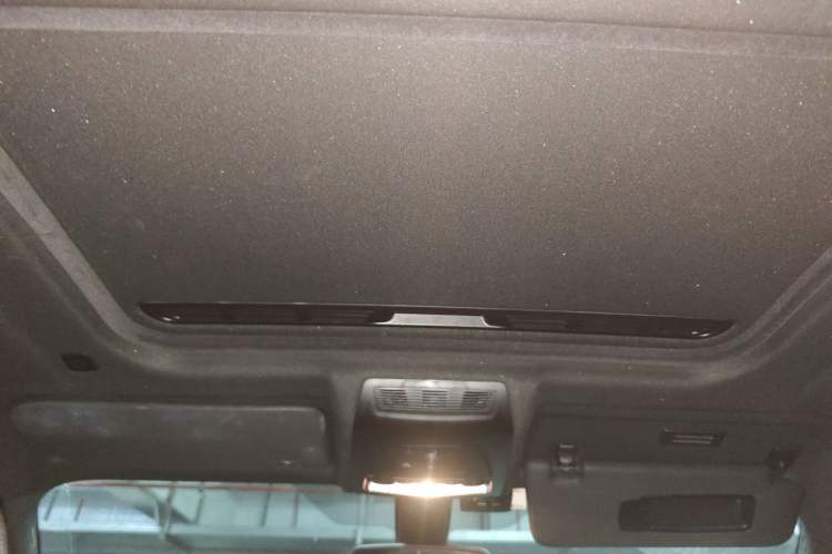 Used BMW X4 2016 xDrive20i M Sport Edition Headliner