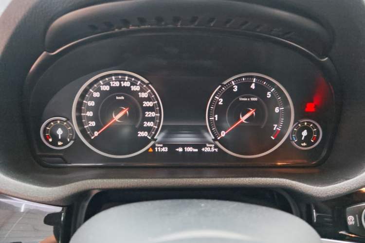 Used BMW X4 2016 xDrive20i M Sport Edition Instrument Cluster