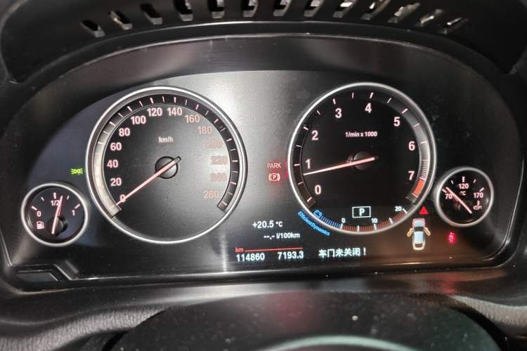 Used BMW X4 2016 xDrive20i M Sport Edition Instrument Cluster