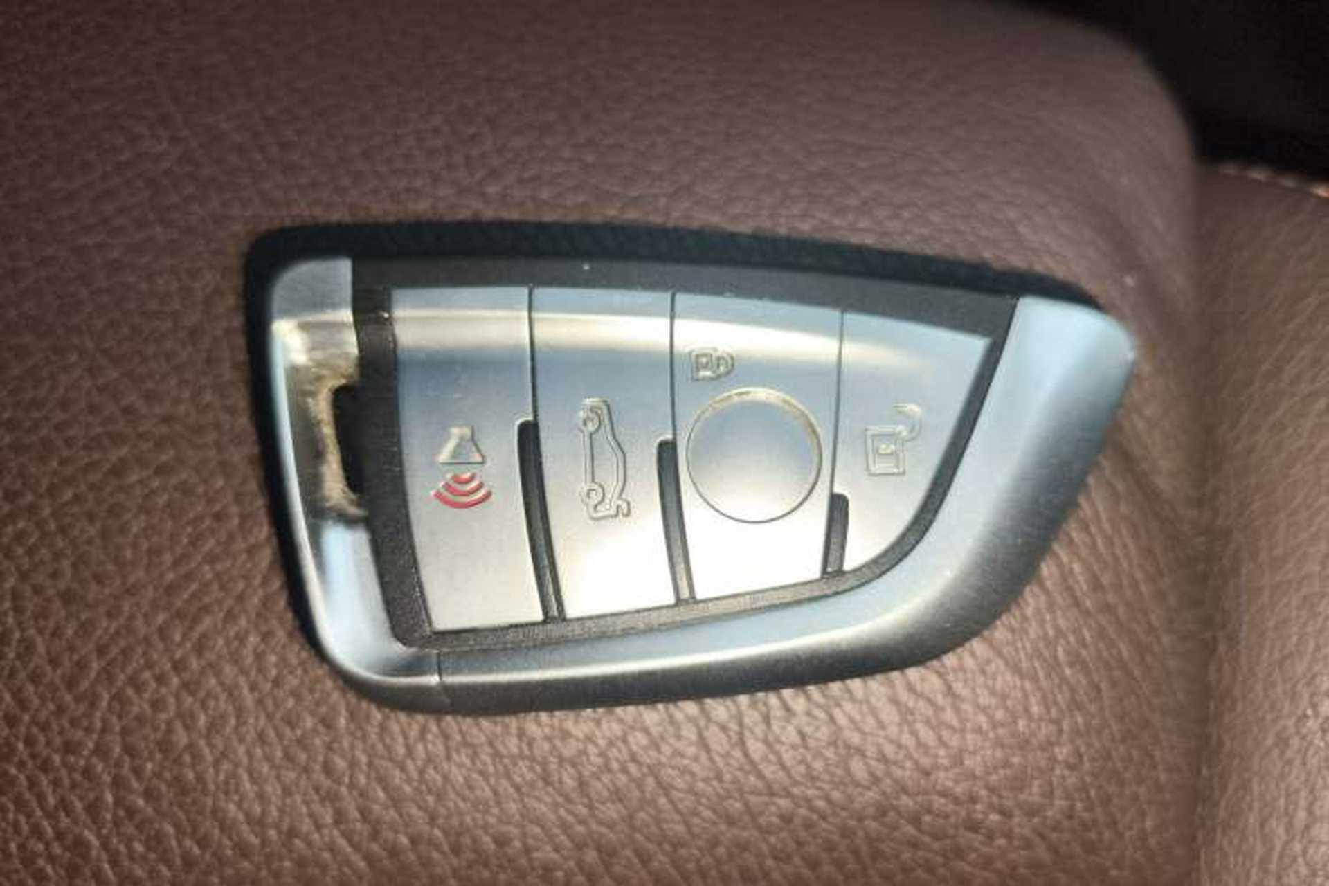 Used BMW X4 2016 xDrive20i M Sport Edition Interior 1