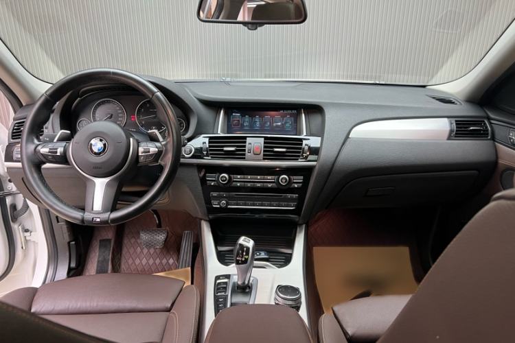 Used BMW X4 2016 xDrive20i M Sport Edition Interior 1