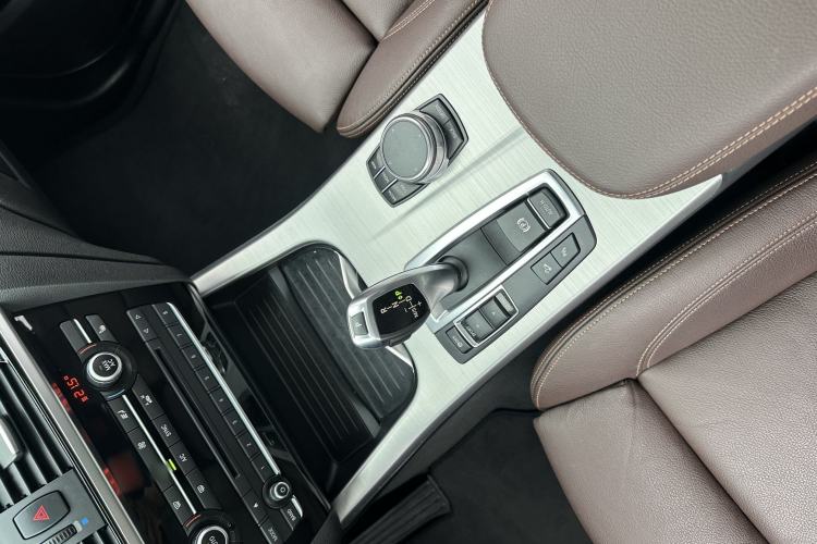 Used BMW X4 2016 xDrive20i M Sport Edition Interior 10