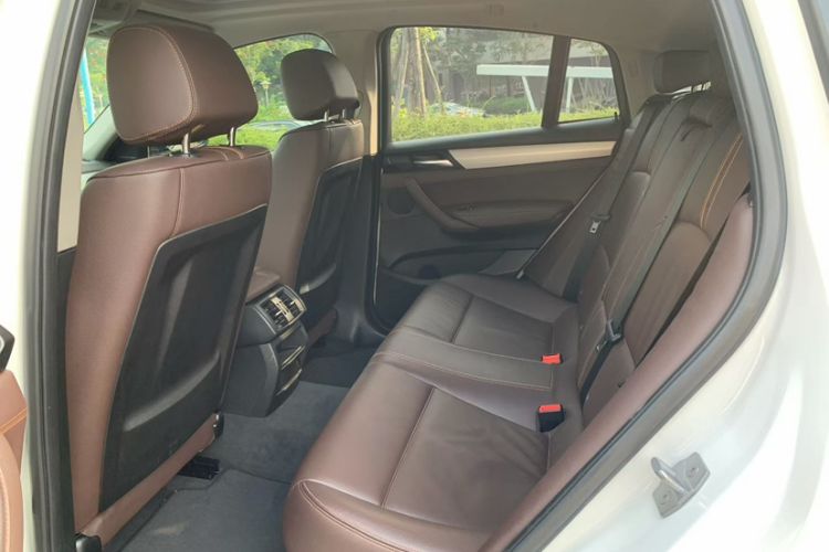 Used BMW X4 2016 xDrive20i M Sport Edition Interior 3