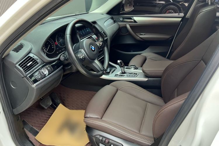 Used BMW X4 2016 xDrive20i M Sport Edition Interior 5