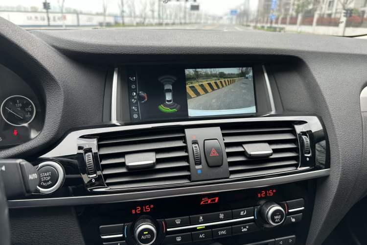 Used BMW X4 2016 xDrive20i M Sport Edition Interior 9