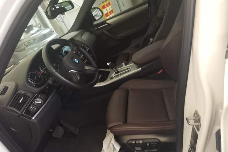 Used BMW X4 2016 xDrive20i M Sport Edition Left Front Seat