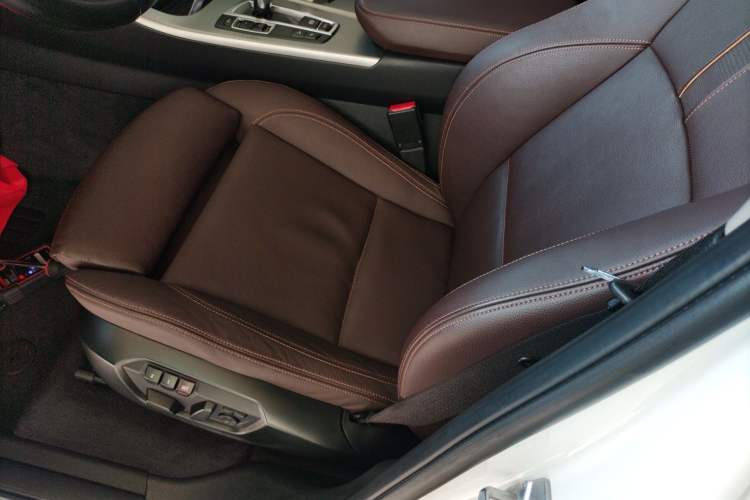 Used BMW X4 2016 xDrive20i M Sport Edition Left Front Seat