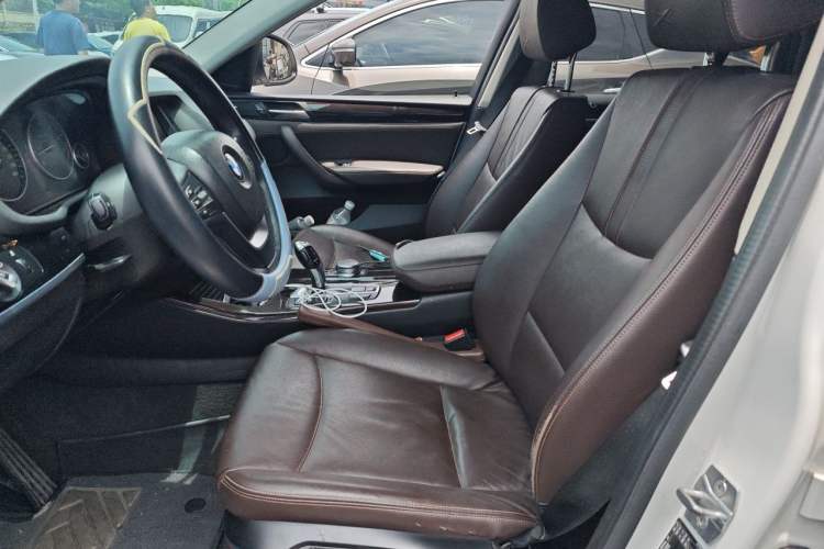 Used BMW X4  Left Front Seat