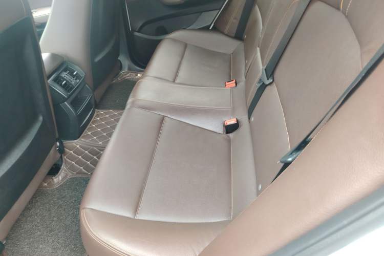 Used BMW X4 2016 xDrive20i M Sport Edition Left Rear Seat