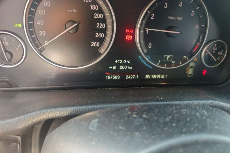 Used BMW X4 2016 xDrive20i M Sport Edition Odometer Close Up