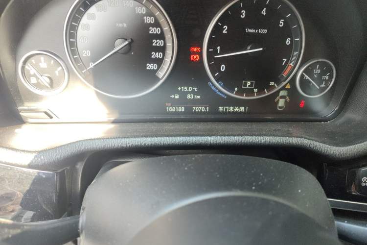 Used BMW X4 2016 xDrive20i M Sport Edition Odometer Close Up