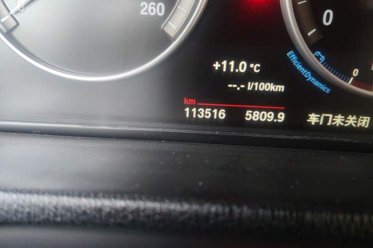 Used BMW X4 2016 xDrive20i M Sport Edition Odometer Close Up