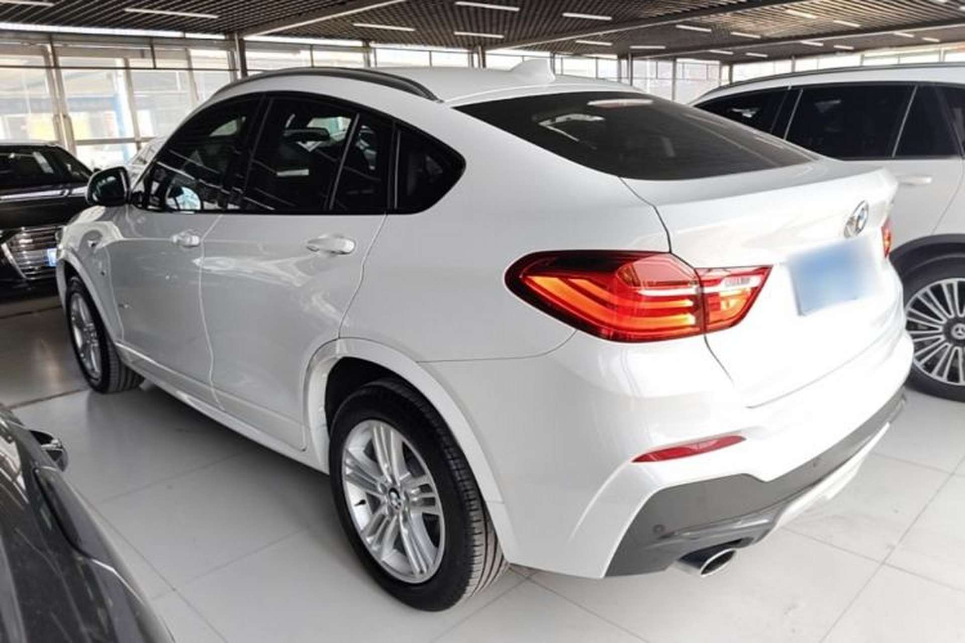 Used BMW X4 2016 xDrive20i M Sport Edition Rear Left 45 Deg