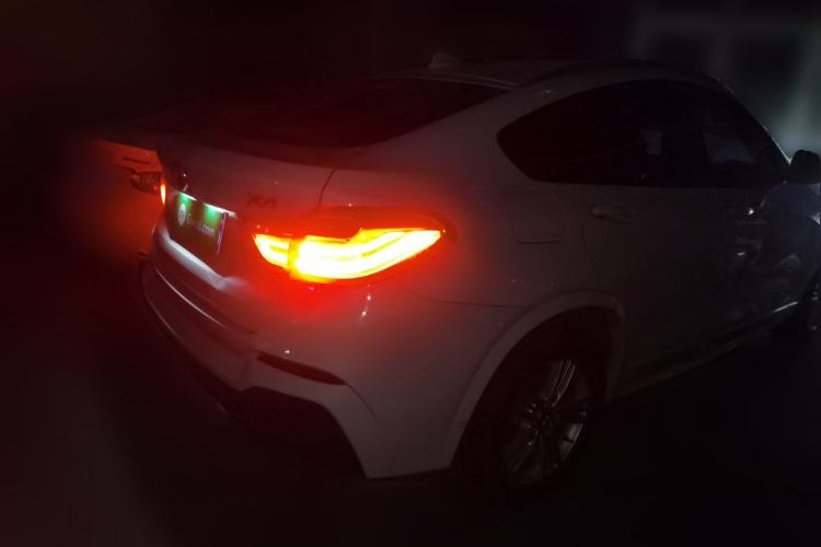 Used BMW X4 2016 xDrive20i M Sport Edition Rear Right 45 Deg