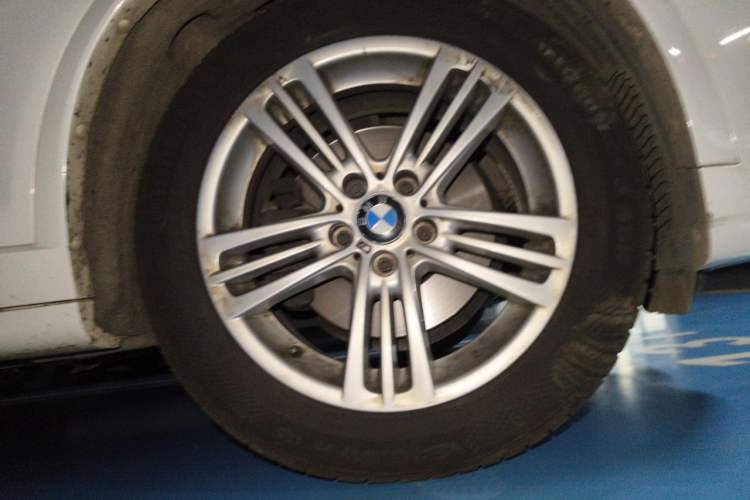 Used BMW X4 2016 xDrive20i M Sport Edition Right Front Wheel Hub