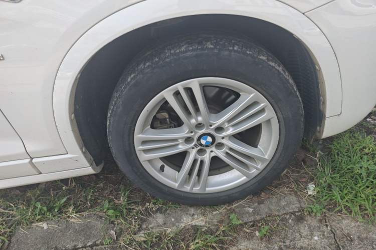 Used BMW X4 2016 xDrive20i M Sport Edition Right Front Wheel Hub