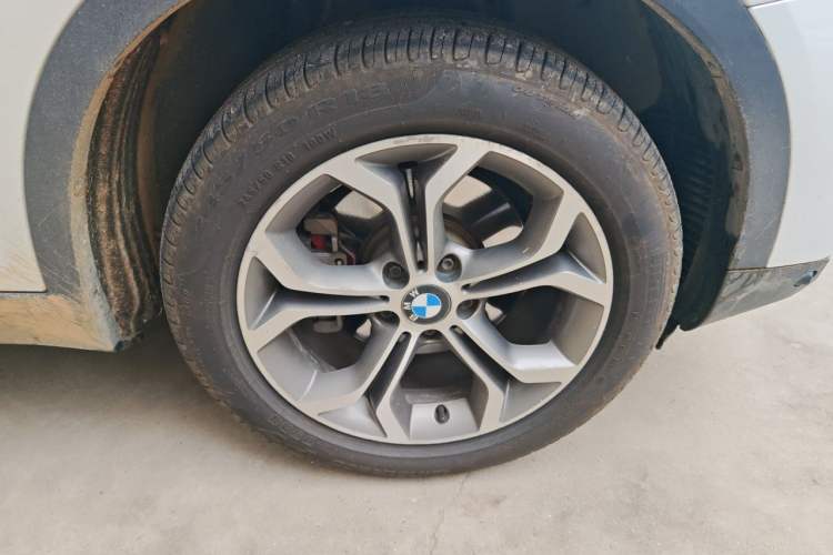 Used BMW X4 2016 xDrive20i M Sport Edition Right Front Wheel Hub