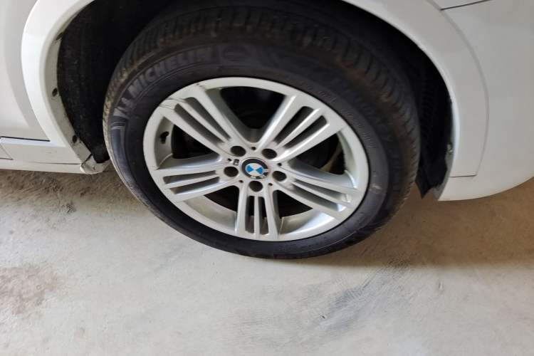 Used BMW X4 2016 xDrive20i M Sport Edition Right Front Wheel Hub