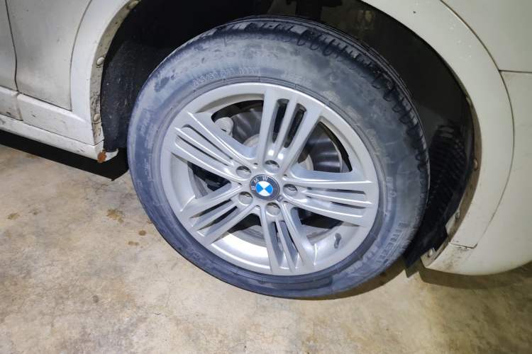 Used BMW X4 2016 xDrive20i M Sport Edition Right Front Wheel Hub