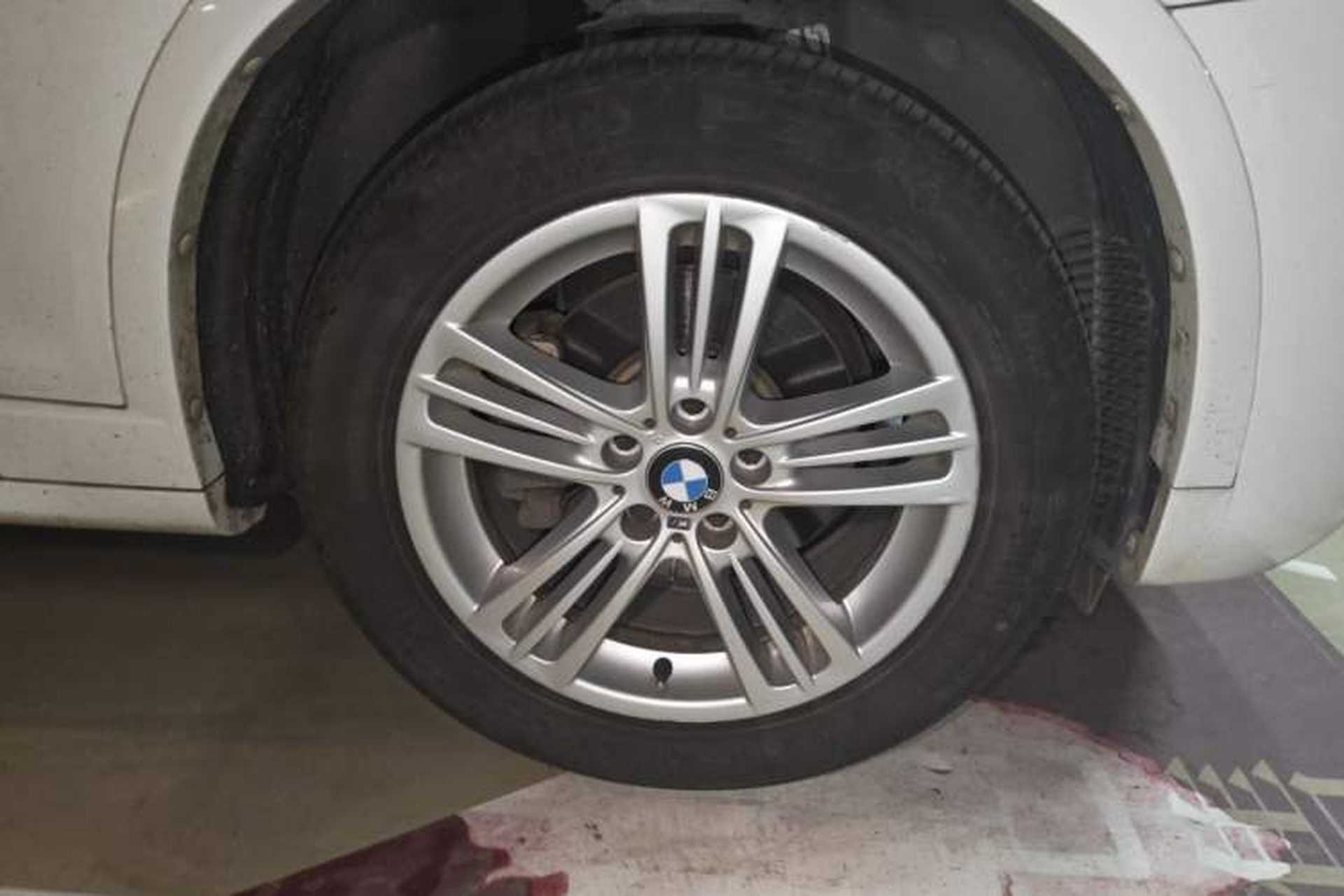 Used BMW X4 2016 xDrive20i M Sport Edition Right Front Wheel Hub