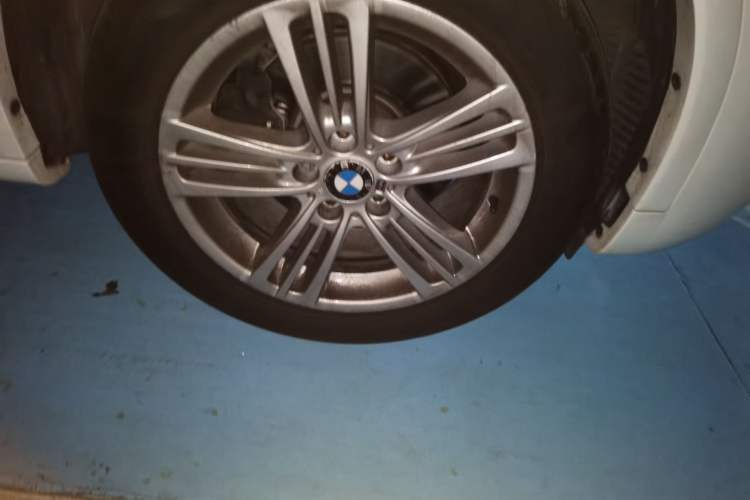 Used BMW X4 2016 xDrive20i M Sport Edition Right Front Wheel Hub