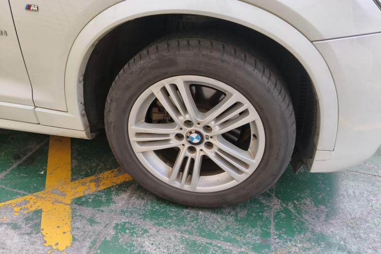 Used BMW X4 2016 xDrive20i M Sport Edition Right Front Wheel Hub