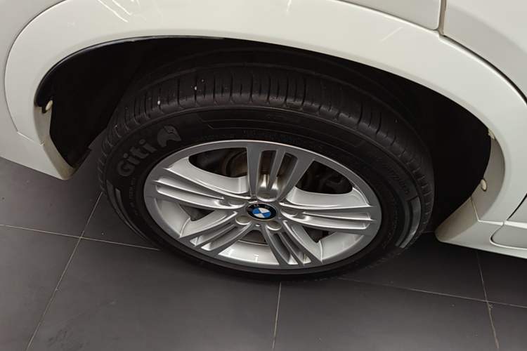 Used BMW X4 2016 xDrive20i M Sport Edition Right Rear Wheel Hub
