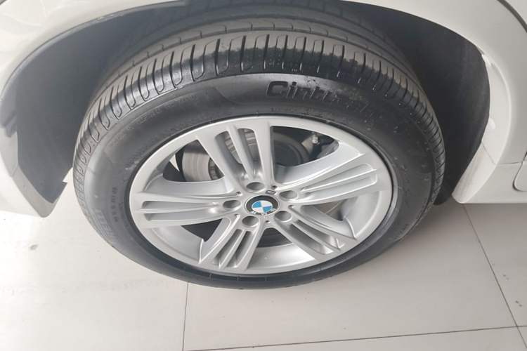 Used BMW X4 2016 xDrive20i M Sport Edition Right Rear Wheel Hub