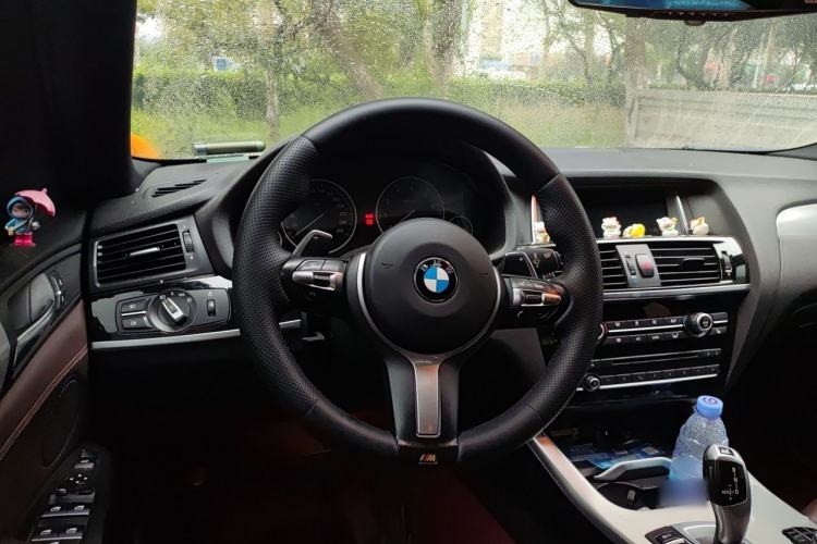 Used BMW X4 2016 xDrive20i M Sport Edition Steering Wheel