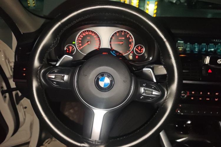 Used BMW X4 2016 xDrive20i M Sport Edition Steering Wheel