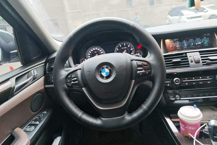 Used BMW X4 2016 xDrive20i M Sport Edition Steering Wheel