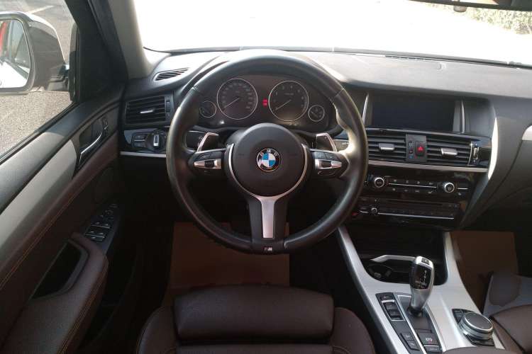Used BMW X4 2016 xDrive20i M Sport Edition Steering Wheel